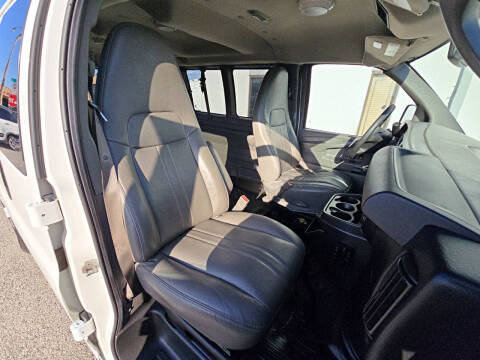 2015 GMC Savana 3500