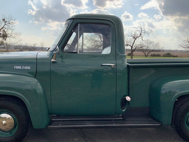 1953 Ford F-100