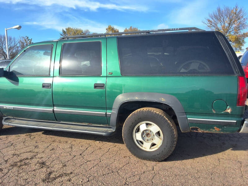 1999 Chevrolet Suburban K1500 LT
