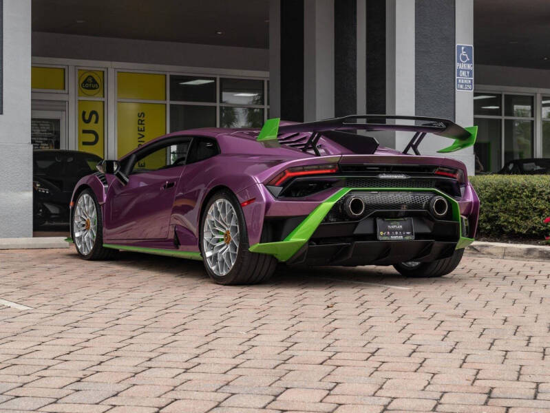 2023 Lamborghini Huracan STO