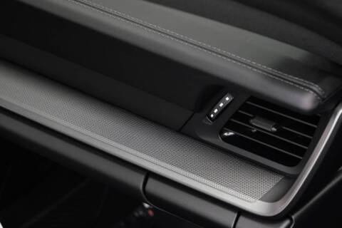 2025 Porsche 911 Carrera