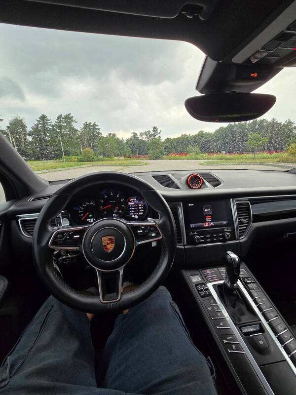 2018 Porsche Macan