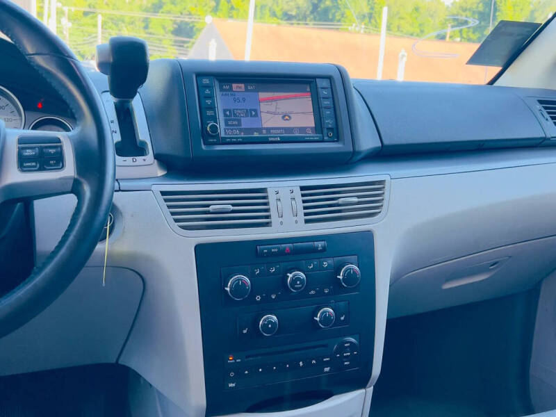 2014 Volkswagen Routan