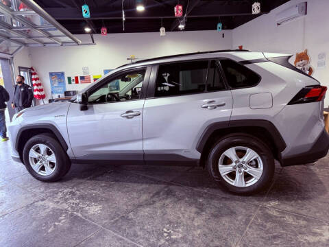 2019 Toyota RAV4 Hybrid LE