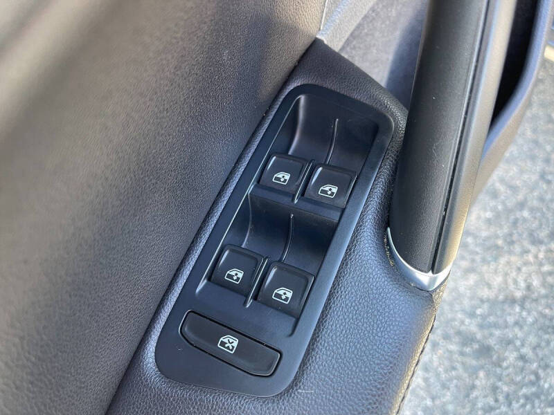 2019 Volkswagen e-Golf SEL Premium