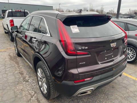 2021 Cadillac XT4 Premium Luxury