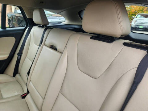 2017 Volvo V60 T5 Premier