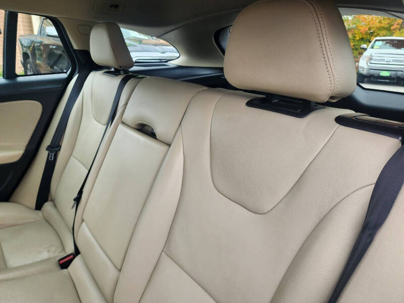 2017 Volvo V60 T5 Premier