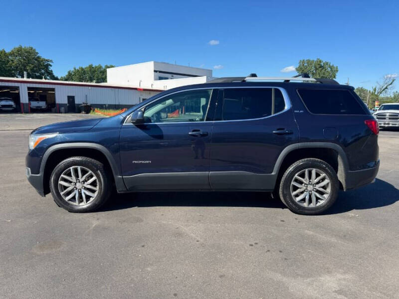 2017 GMC Acadia SLE-2