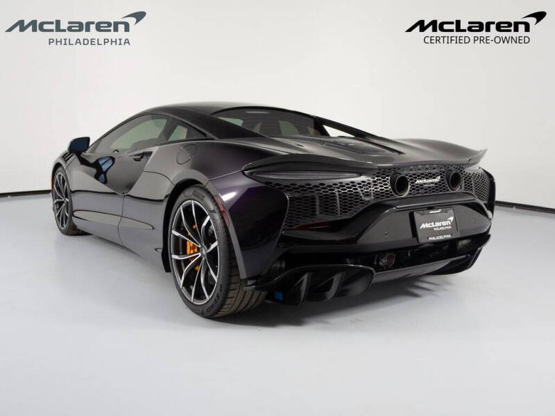 2023 McLaren Artura