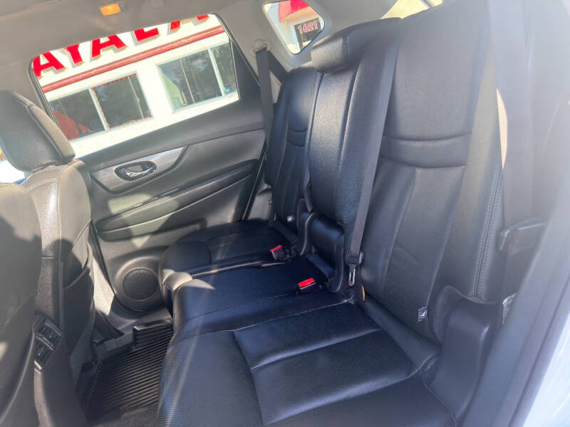 2016 Nissan Rogue SL