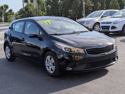 2017 Kia Forte5 LX