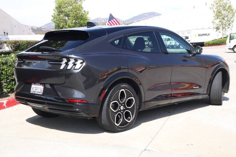 2022 Ford Mustang Mach-E Premium