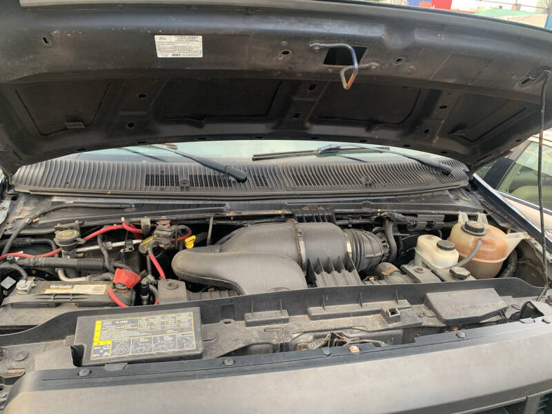 2010 Ford E-Series E-350 SD