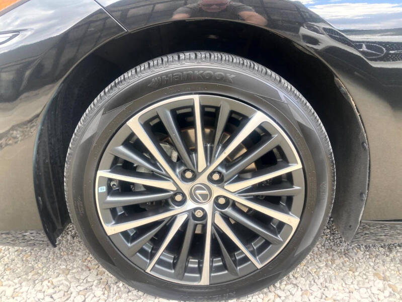 2022 Lexus ES 350