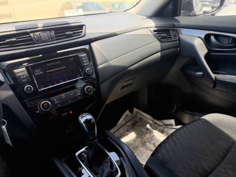 2019 Nissan Rogue S