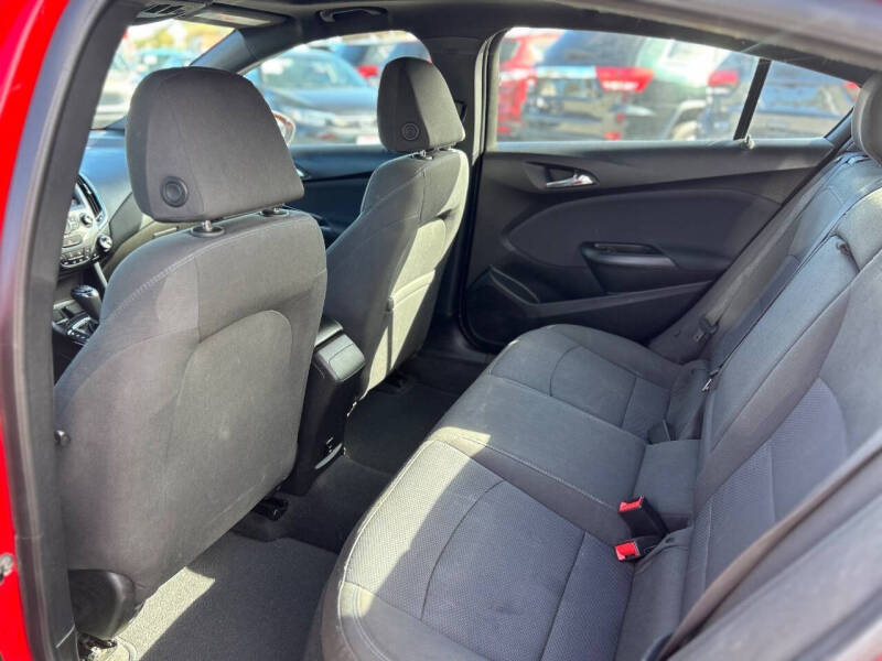 2018 Chevrolet Cruze LT Auto