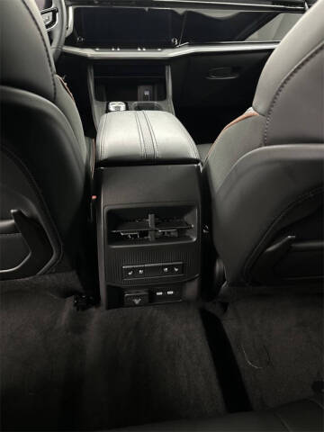 2024 Jeep Wagoneer S Launch Edition