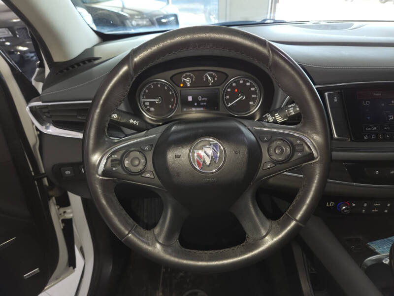 2020 Buick Enclave Essence