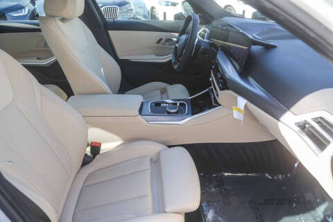 2025 BMW 3 Series 330i