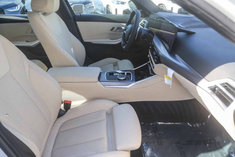 2025 BMW 3 Series 330i