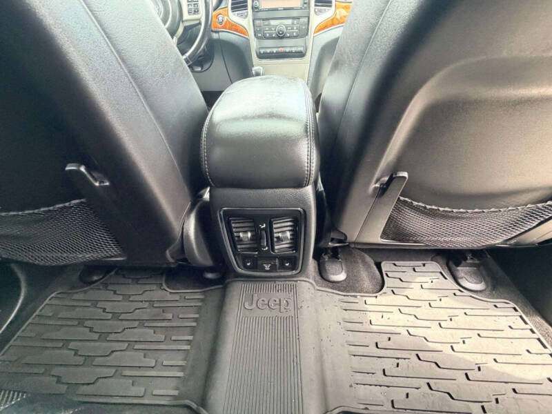 2012 Jeep Grand Cherokee Overland