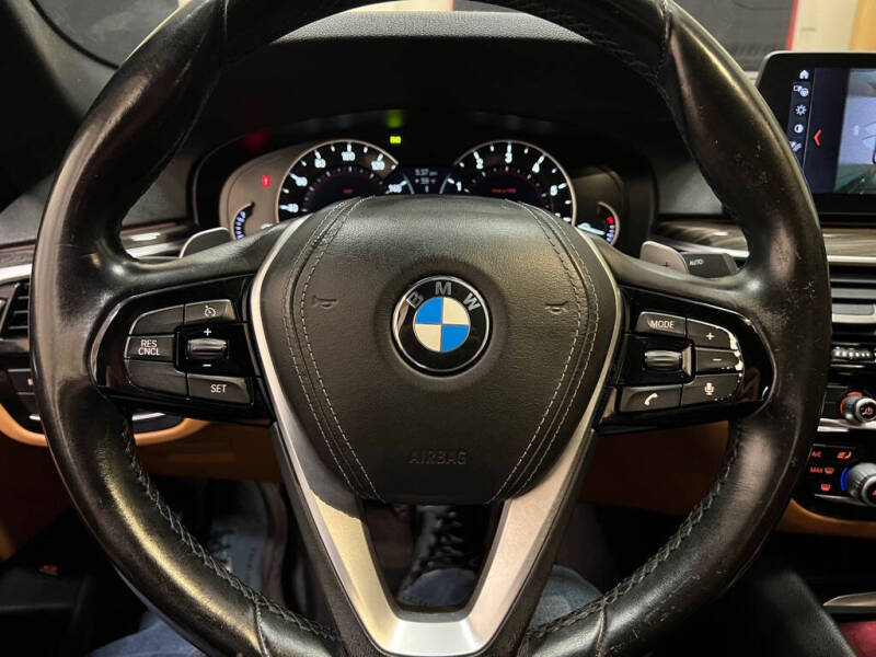 2017 BMW 5 Series 540i