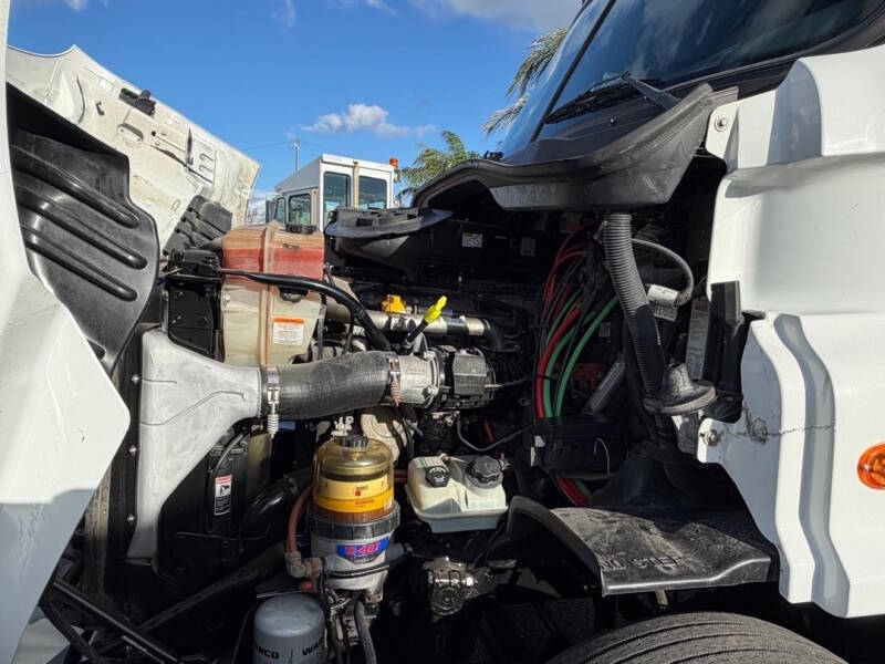 2018 Freightliner Cascadia