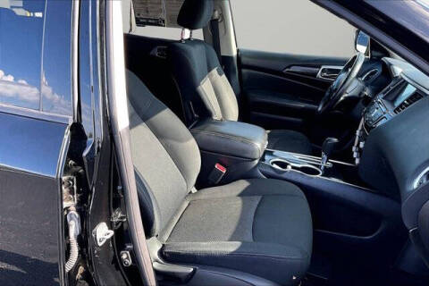 2020 Nissan Pathfinder SV