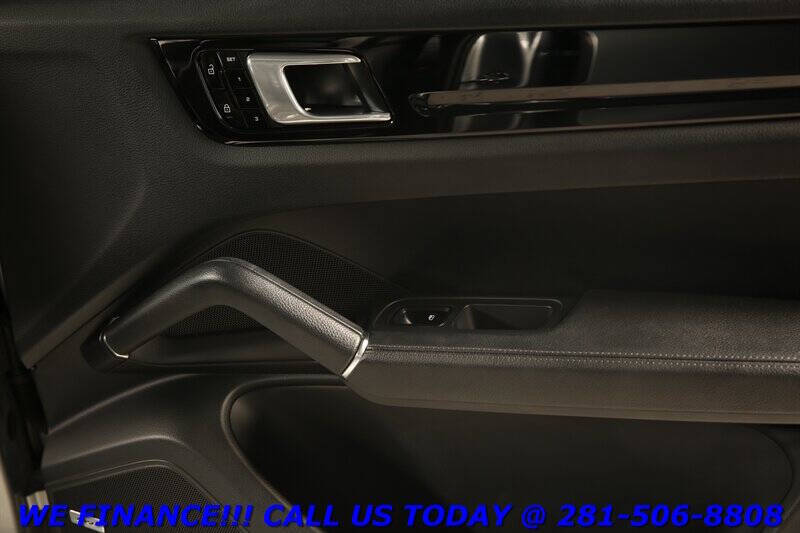 2020 Porsche Cayenne Coupe