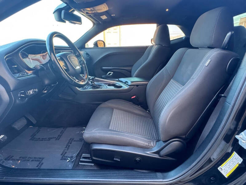 2018 Dodge Challenger SXT