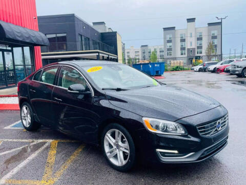 2015 Volvo S60 T5 Drive-E Platinum