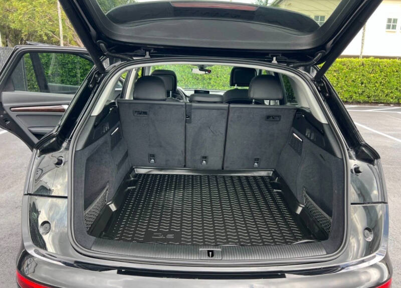 2020 Audi Q5 quattro Premium 45 TFSI