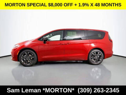 2026 Chrysler Pacifica Select