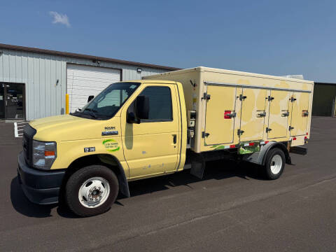 2021 Ford E-Series E-450 SD