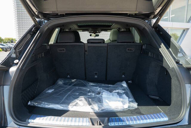 2026 Audi SQ5 quattro Premium Plus TFSI