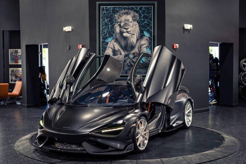 2021 McLaren 765LT