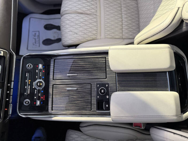 2019 Lincoln Navigator L Black Label