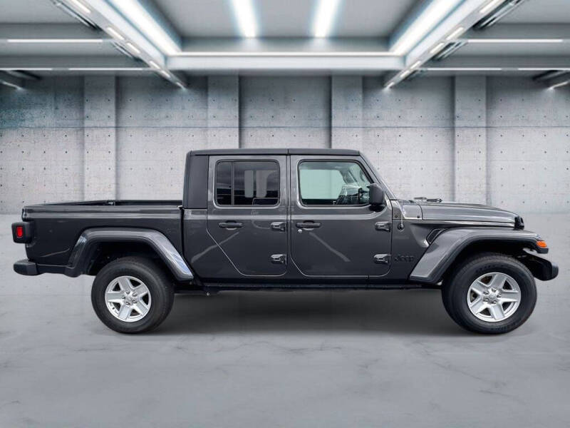 2021 Jeep Gladiator Sport S