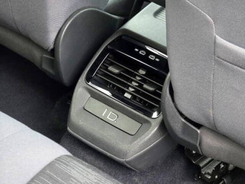 2021 Volkswagen ID.4 Pro