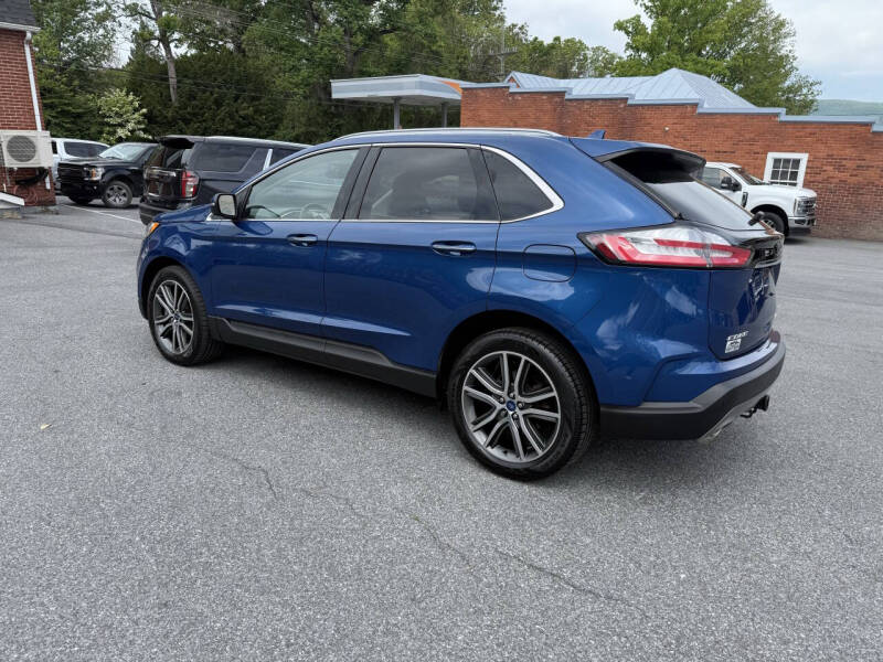 2020 Ford Edge Titanium
