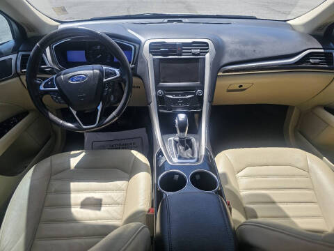 2013 Ford Fusion SE