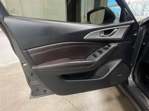 2018 Mazda MAZDA3 Touring
