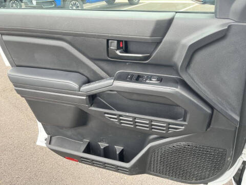 2024 Toyota Tacoma SR