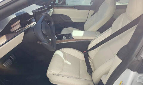 2021 Tesla Model S Plaid