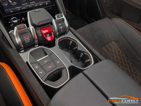 2024 Lamborghini Urus S