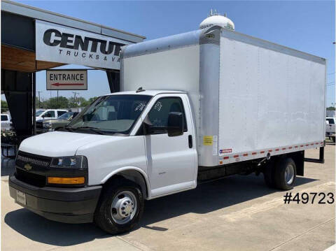 2021 Chevrolet Express for sale at CENTURY TRUCKS & VANS in Grand Prairie TX