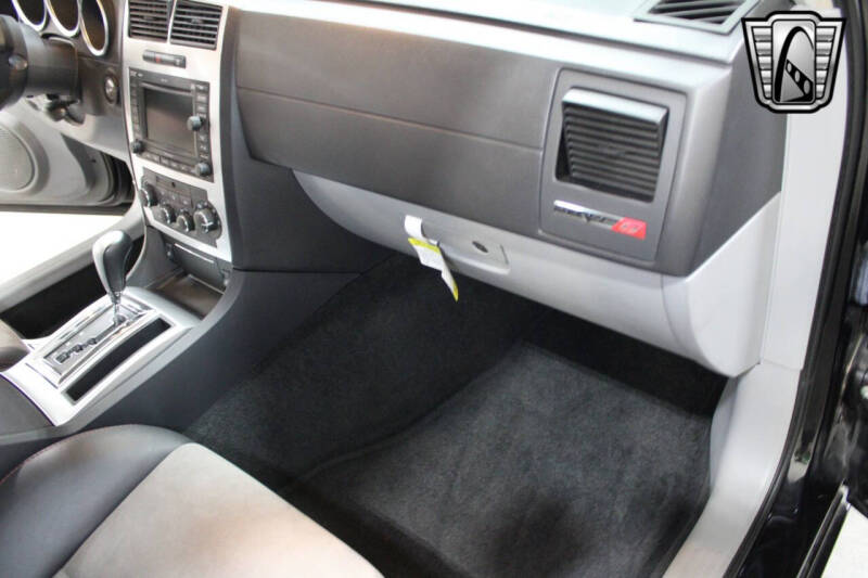 2006 Dodge Charger SRT-8