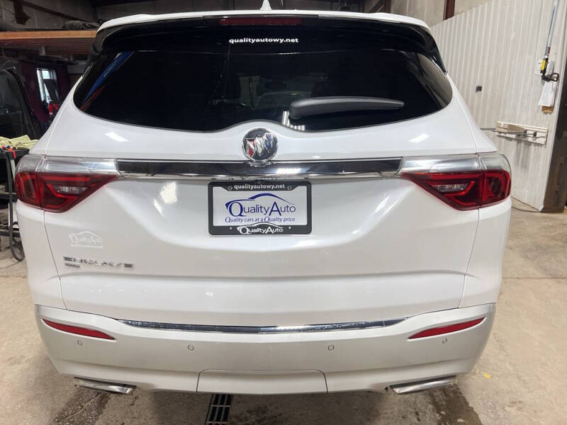 2023 Buick Enclave Essence
