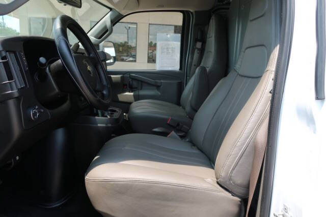 2017 Chevrolet Express 2500